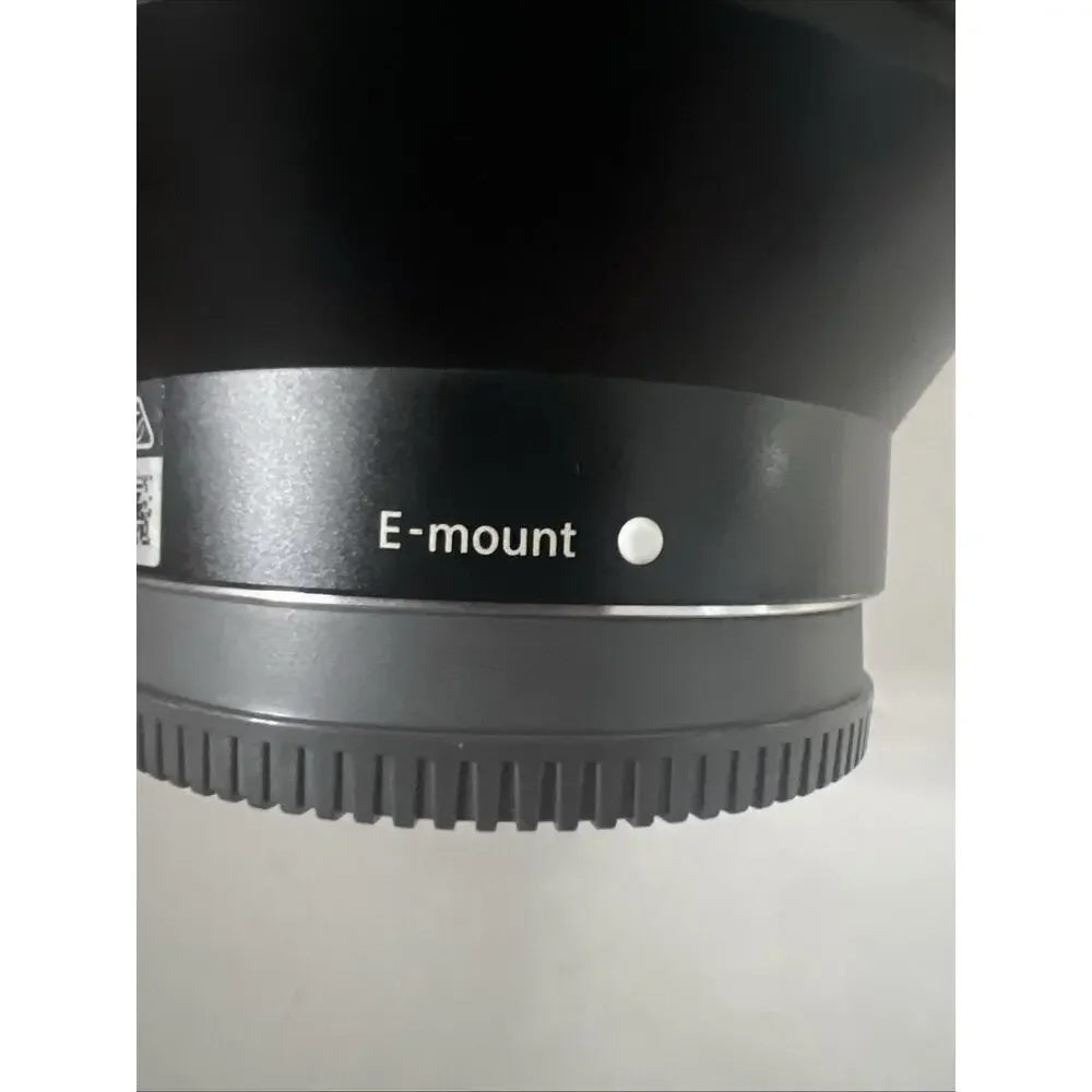 Sony SEL24240 FE 24-240mm F3.5-6.3 OSS E-mount Telephoto Zoom Lens